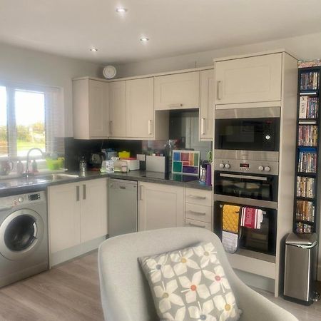 2 Bedroom Cottage Sleeps 4, With Pool Use, Sennen Eksteriør bilde